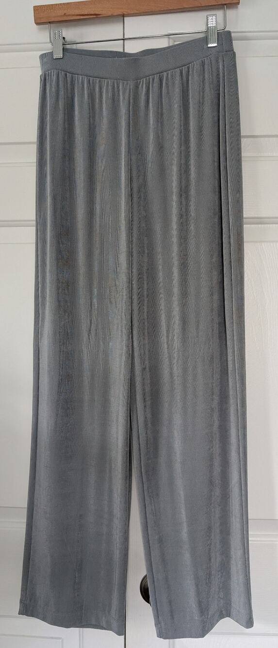 Chicos Travelers Grey Slinky Pants